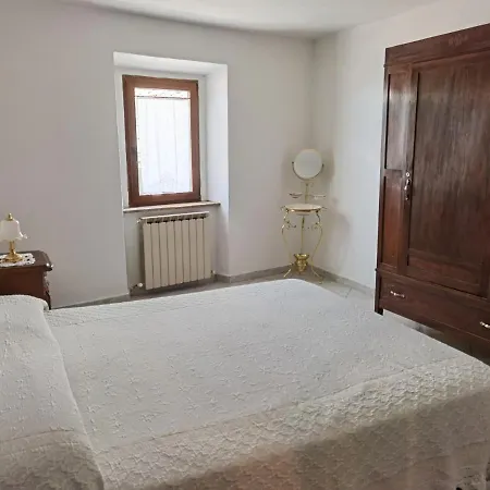 Casa * Montelaterone